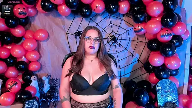 Laureen se online show from October 2025 02:22:02 AM