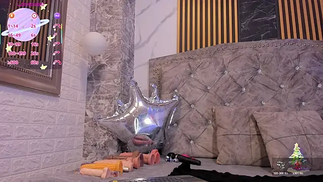 railey rosse  online show from November 2025 07:58:01 PM