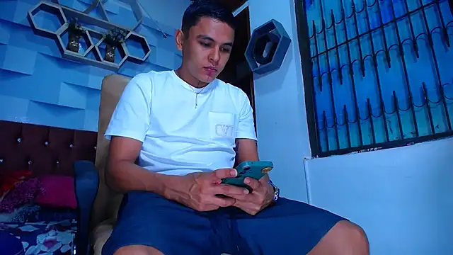 Snapshot of angelss_666 chatting on February 2026 04:18:02 AM angelss 666 online show from February 2026 04:18:02 AM