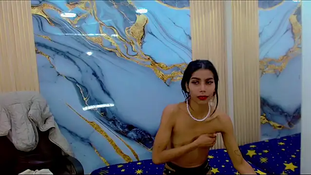 Snapshot of TifannyHott chatting on October 2025 02:23:02 AM TifannyHott online show from October 2025 02:23:02 AM