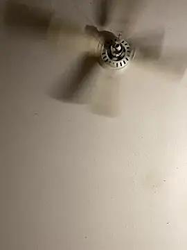 huhgtr online show from April 2026 06:01:01 PM