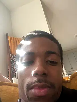 Snapshot of huhgtr chatting on November 2025 06:33:02 PM huhgtr online show from November 2025 06:33:02 PM