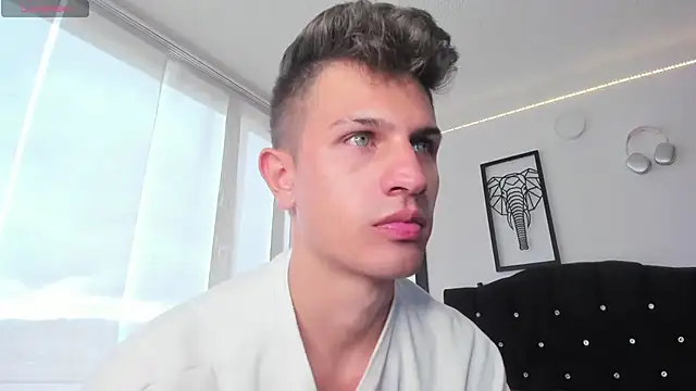 kevin ahss online show from November 2025 08:57:01 PM