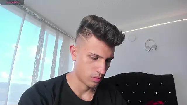 kevin ahss online show from October 2025 10:09:01 PM