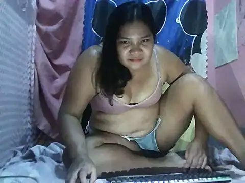 hotmom carcar online show from March 2026 11:28:02 PM