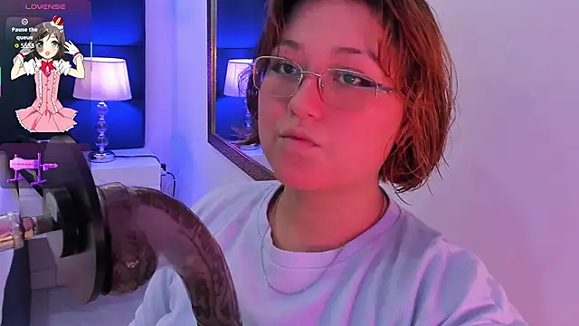 Snapshot of isa_grey_ chatting on October 2025 09:16:02 PM isa grey online show from October 2025 09:16:02 PM