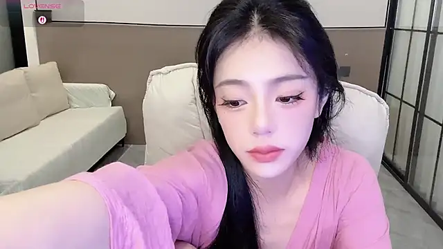 Sandy Uu online show from September 2025 05:31:01 AM