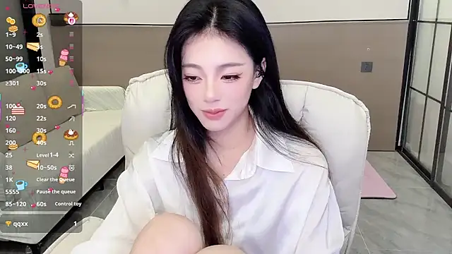 Sandy Uu online show from September 2025 05:14:02 AM