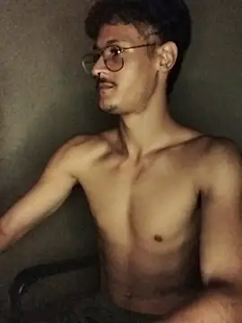 Snapshot of Mago666_ chatting on November 2025 03:31:02 AM Mago666 online show from November 2025 03:31:02 AM