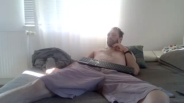 XLBarehengst online show from July 2026 04:02:02 PM