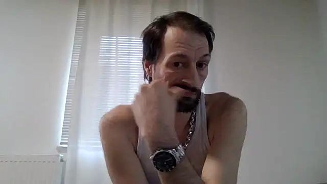 XLBarehengst online show from October 2025 07:32:02 AM