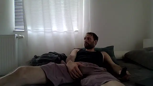 XLBarehengst online show from March 2026 01:33:01 PM