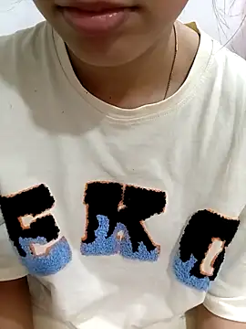 blueeyegirl22 online show from December 2025 11:01:01 AM