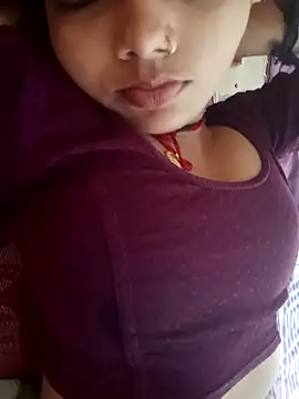 Snapshot of Hitsda chatting on October 2025 06:36:01 AM Hitsda online show from October 2025 06:36:01 AM