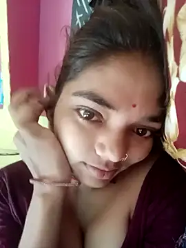 Snapshot of Hitsda chatting on September 2025 06:42:02 AM Hitsda online show from September 2025 06:42:02 AM