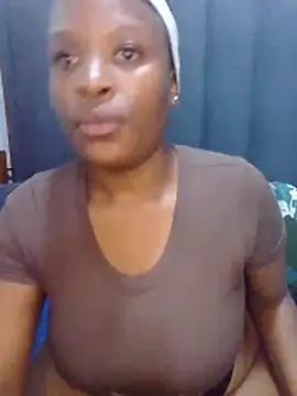 MrsMxx25 online show from October 2025 02:23:01 AM