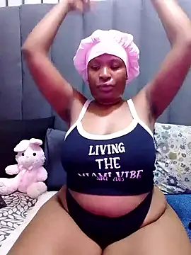 MrsMxx25 online show from October 2025 08:22:02 PM