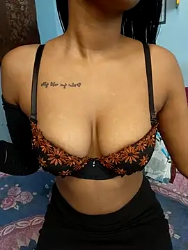 Ema-01 online show from November 2025 07:08:01 AM