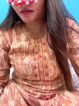 Snapshot of Naughty-Kamini chatting on September 2025 05:31:01 PM Naughty-Kamini online show from September 2025 05:31:01 PM