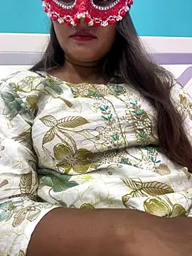 Snapshot of Naughty-Kamini chatting on September 2025 04:58:01 PM Naughty-Kamini online show from September 2025 04:58:01 PM