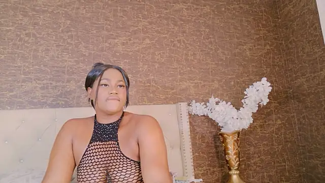 kaylie mitchel online show from October 2025 11:35:01 PM