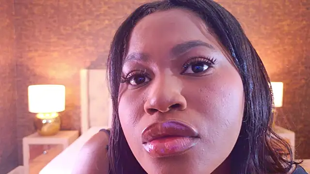 kaylie mitchel online show from April 2026 10:25:02 PM