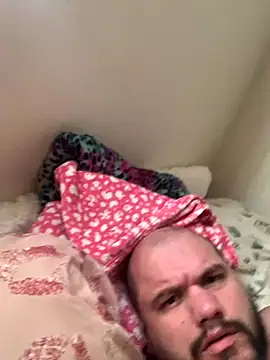 Snapshot of shakeweight chatting on November 2025 09:37:02 PM shakeweight online show from November 2025 09:37:02 PM