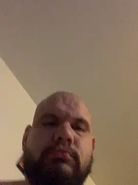 Snapshot of shakeweight chatting on November 2025 05:41:02 AM shakeweight online show from November 2025 05:41:02 AM