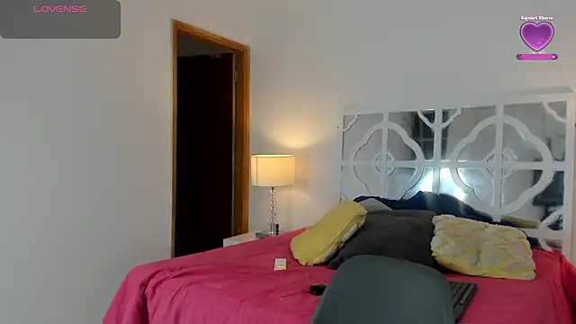 Snapshot of MikaelaStone chatting on September 2025 11:49:01 AM MikaelaStone online show from September 2025 11:49:01 AM