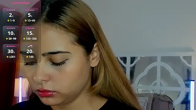 Snapshot of MikaelaStone chatting on December 2025 12:07:02 PM MikaelaStone online show from December 2025 12:07:02 PM