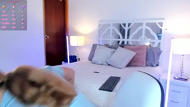 Snapshot of MikaelaStone chatting on December 2025 11:38:02 AM MikaelaStone online show from December 2025 11:38:02 AM