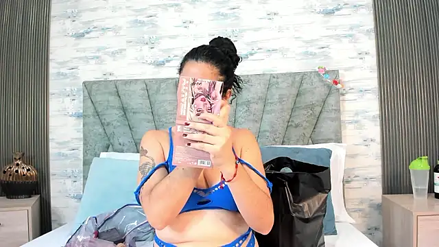 ShanelEvans online show from January 2026 04:33:02 PM