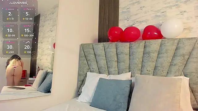 ShanelEvans online show from February 2026 07:25:01 PM