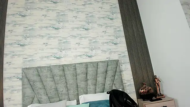 ShanelEvans online show from November 2025 06:41:02 PM