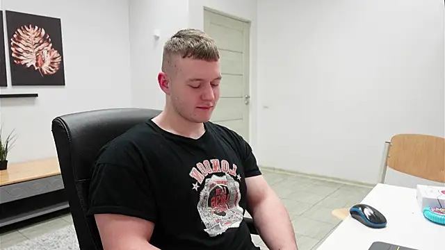 Richard Dullas online show from November 2025 07:36:02 PM