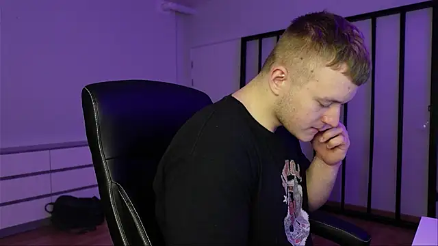 Richard Dullas online show from November 2025 02:07:02 PM