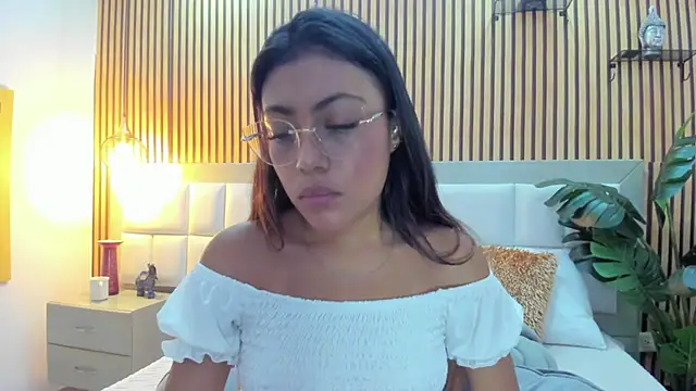 KattyBonnie online show from September 2025 07:58:02 PM