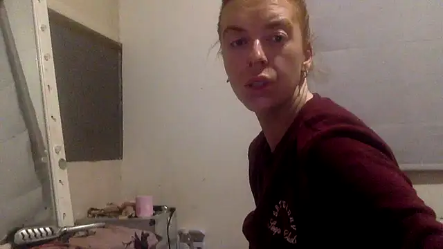 Bellababexox online show from June 2026 12:27:02 AM