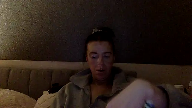 Bellababexox online show from July 2026 03:37:01 AM