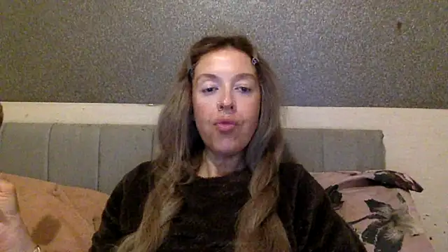 Bellababexox online show from March 2026 12:32:01 AM