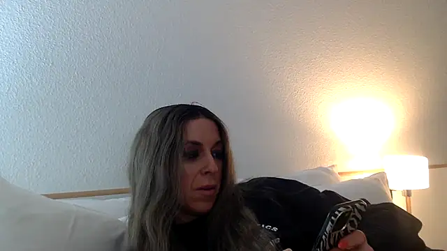Bellababexox online show from March 2026 04:33:02 PM