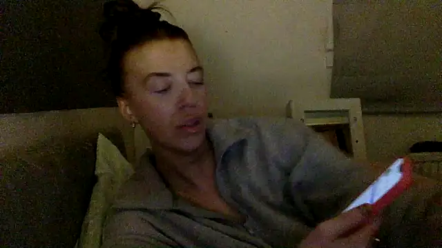 Bellababexox online show from June 2026 04:22:02 AM