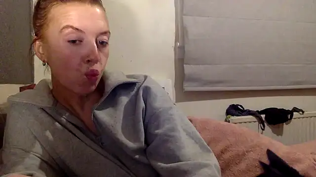 Bellababexox online show from June 2026 12:01:02 AM