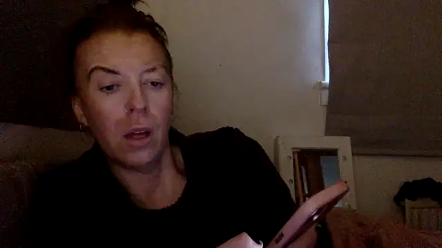 Bellababexox online show from May 2026 05:44:01 AM