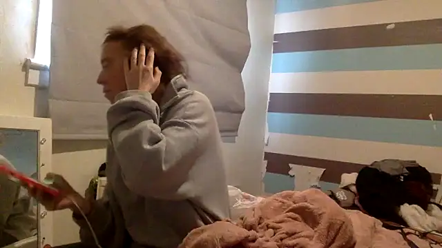 Bellababexox online show from June 2026 03:57:01 PM