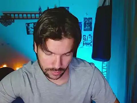 Snapshot of cortelioni_massimo_ chatting on October 2025 01:51:01 AM cortelioni massimo online show from October 2025 01:51:01 AM