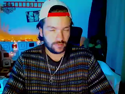 Snapshot of cortelioni_massimo_ chatting on February 2026 03:30:02 AM cortelioni massimo online show from February 2026 03:30:02 AM