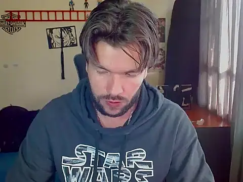 cortelioni massimo  online show from October 2025 09:32:02 PM