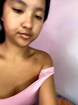 Snapshot of Firuze_Hatunn chatting on October 2025 01:43:02 PM Firuze Hatunn online show from October 2025 01:43:02 PM