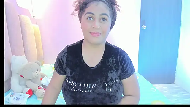 AndreaSweet2 online show from September 2025 07:53:02 PM